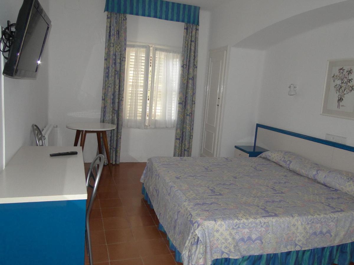 Hotel La Torre Calella De Palafrugell Buitenkant foto