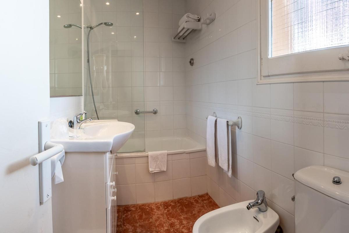 Hotel La Torre Calella De Palafrugell Buitenkant foto