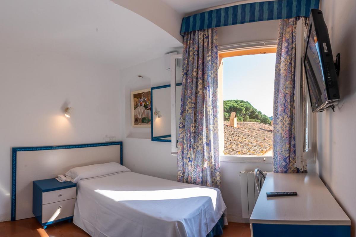 Hotel La Torre Calella De Palafrugell Buitenkant foto