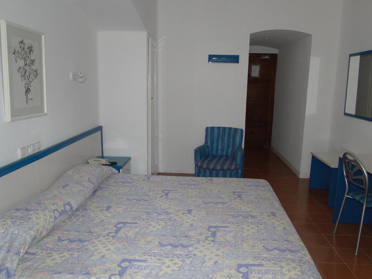 Hotel La Torre Calella De Palafrugell Kamer foto